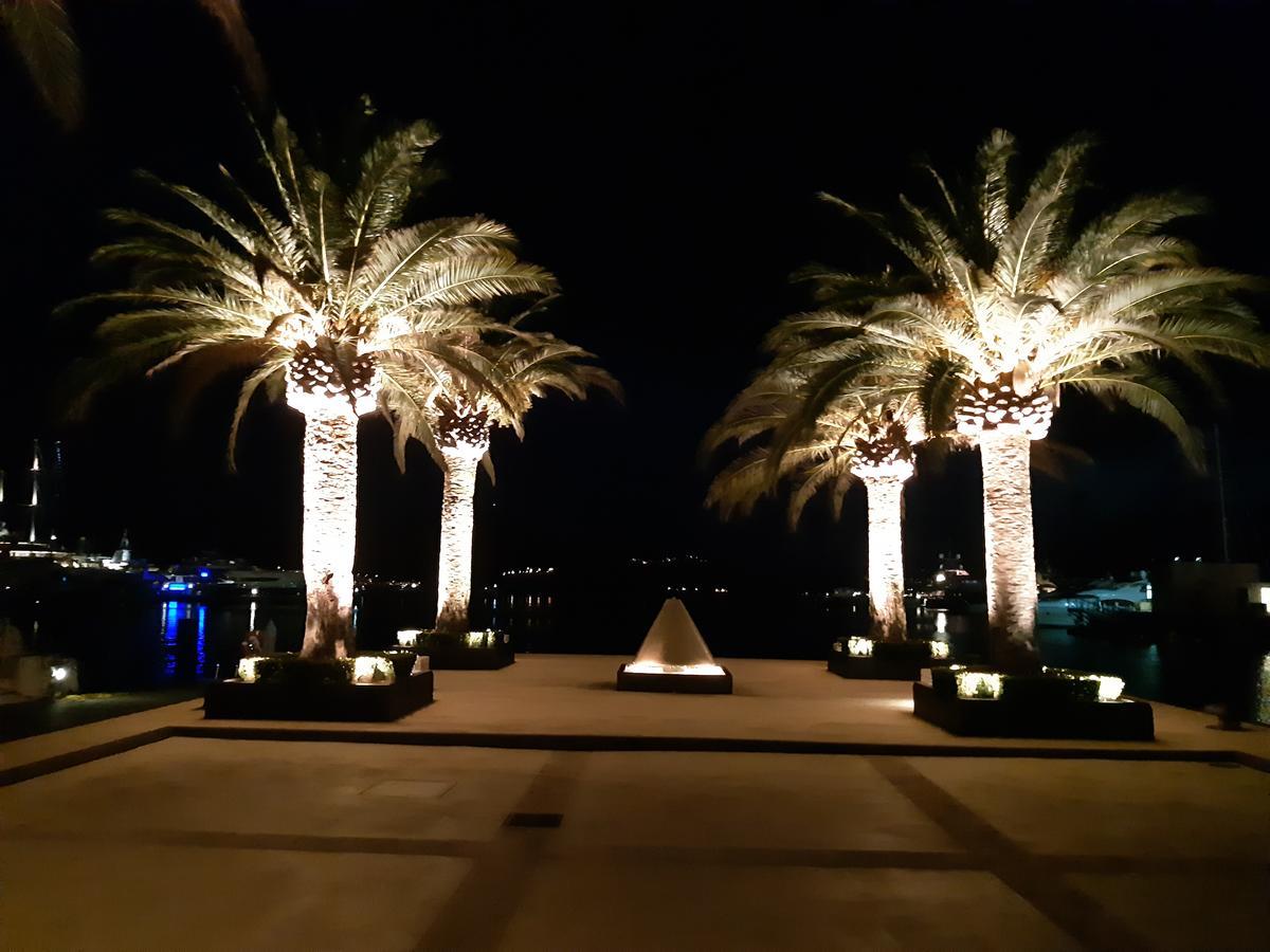 Apartments Ceca Tivat Exterior foto